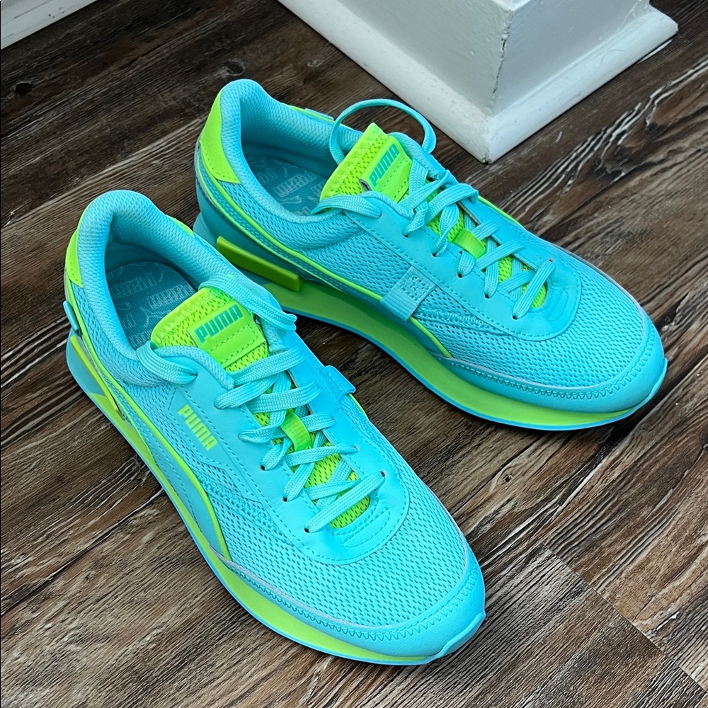 Puma Men's Aqua and Lime Sneakers